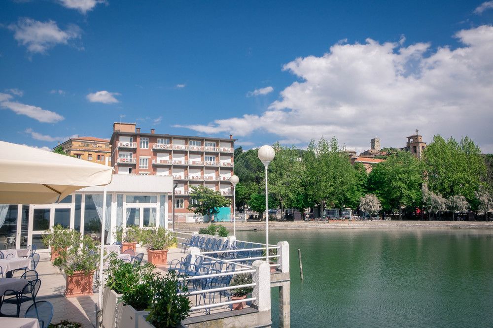 Hotel Lido Passignano sul Trasimeno Lake Trasimeno Italy thumbnail